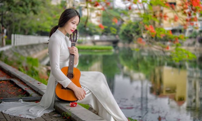 Người phụ nữ thông minh không bao giờ đặt quyền quyết định hạnh phúc đời mình vào tay người khác. (Ảnh: shadowera.com)